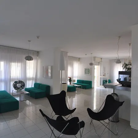Nettuno Hotel 3*