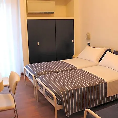 Nettuno מלון 3*