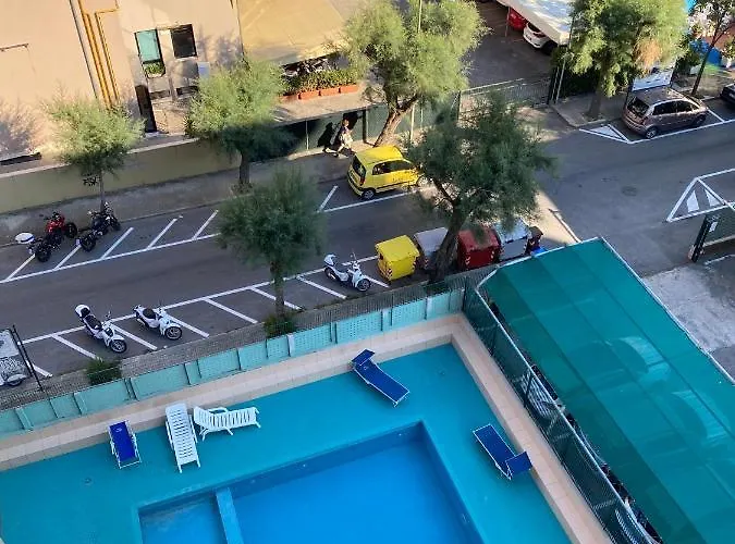 Nettuno 3* 페자로